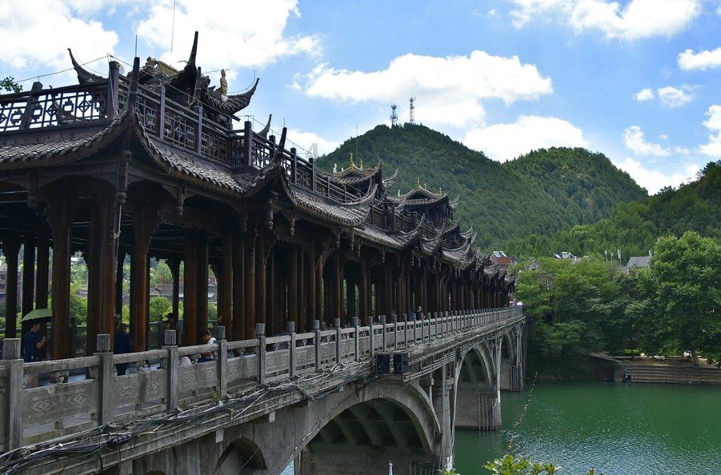 江疏影被传买雪球爆仓到申万宏源总部质问,负责人回应:假消息